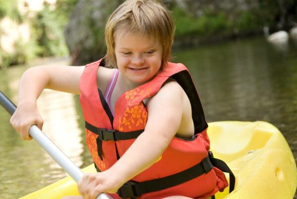 Girl on Kayak thumb 637604693066122808 fUxjZE