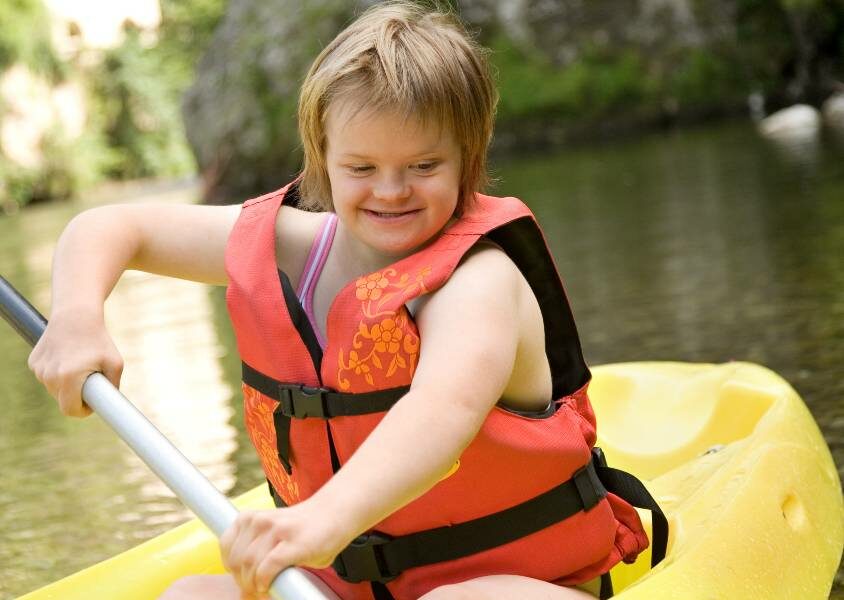 Girl on Kayak thumb 637604693066122808 fUxjZE